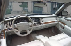 2002 Buick Park Avenue interior