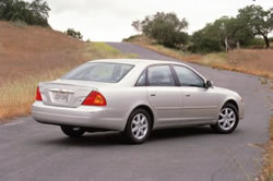 2002 Toyota Avalon rear view