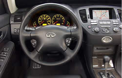 2003 Infiniti M45 - dashboard layout