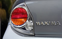 2003 Nissan Maxima - tail lights