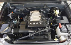 4.7-liter i-Force, 8-cylinder, double overheadcam, 32-valve, engine