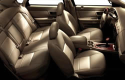 2004 Ford Taurus interior